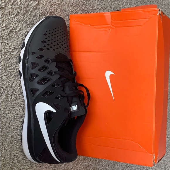 Nike Other - Nike trainer- reflective- size 12
